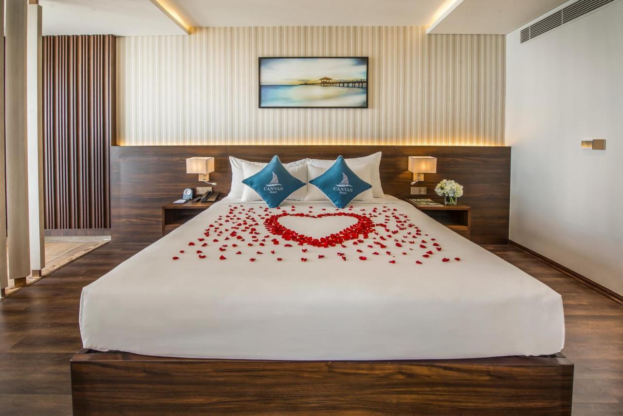 แคนวาส ดานัง บีช โอเทล Hotel ภายนอก รูปภาพ